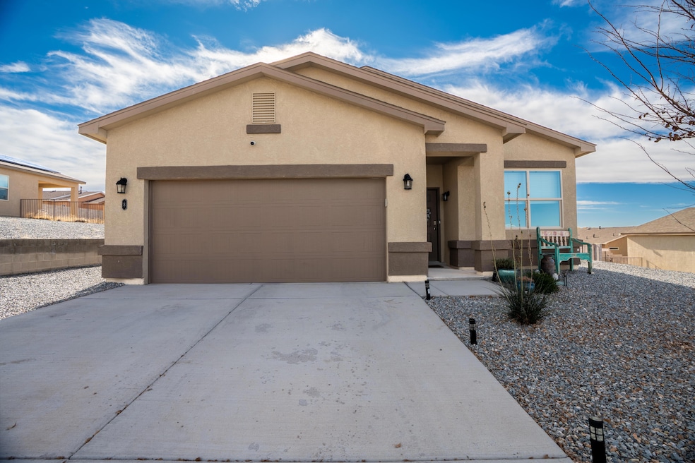 8 Camel Rd, Los Lunas, NM 87031 - photo 1