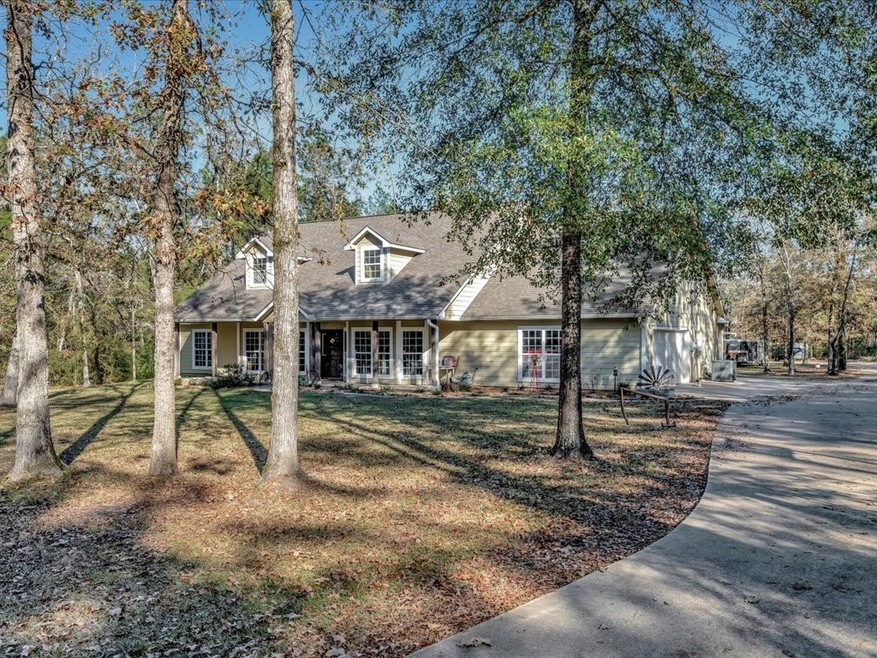 166 Autumn Lake Dr, Lufkin, TX 75904 - photo 1