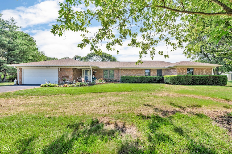 2571 Stonybrook Ln, Franklin, IN 46131 - photo 1