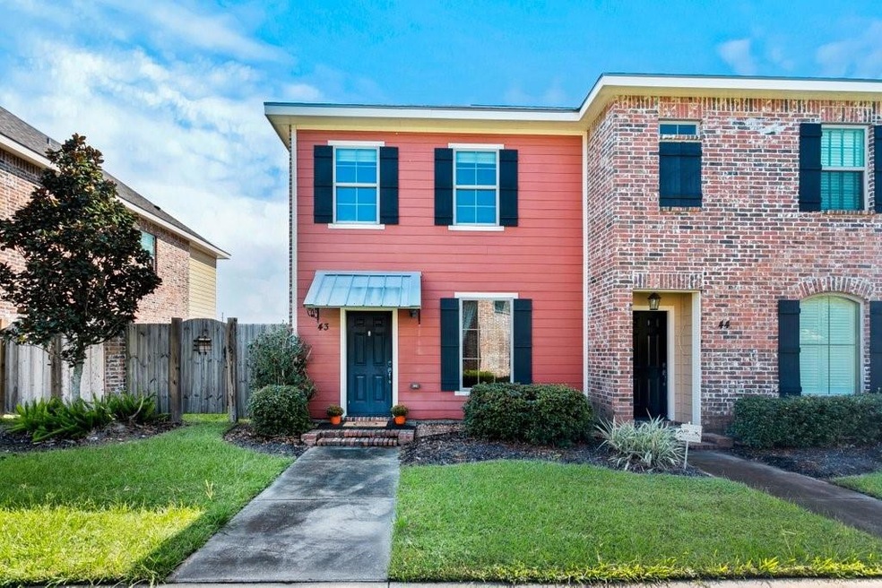 5017 S Prien Lake Rd unit 43, Lake Charles, LA 70605 - photo 1