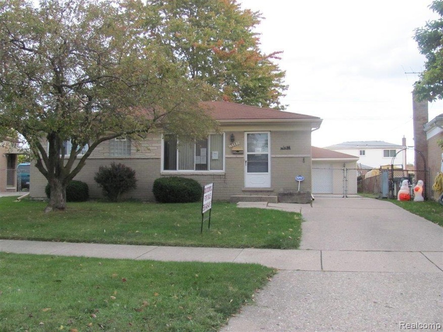 15980 Dugan St, Roseville, MI 48066 - photo 1