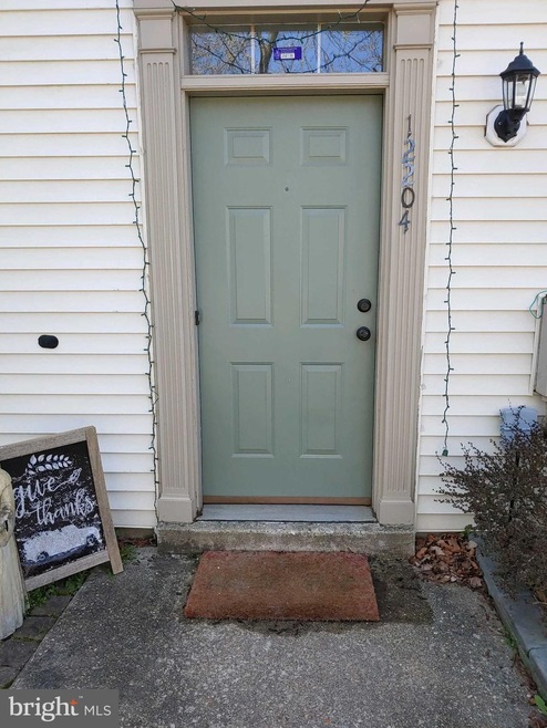 12204 Blue Moon Ct, Laurel, MD 20708 - photo 1