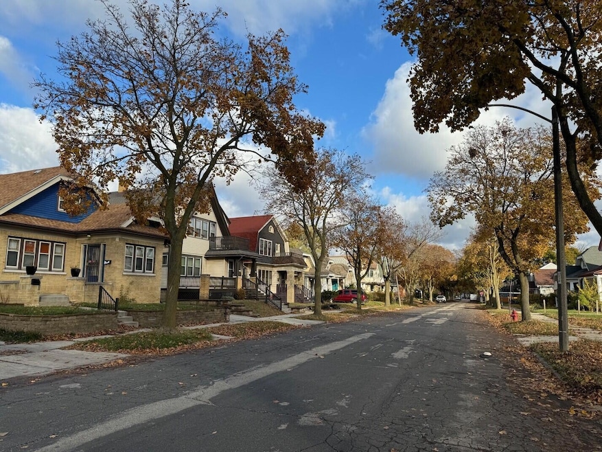 2932 N 58th St, Milwaukee, WI 53210 - photo 1