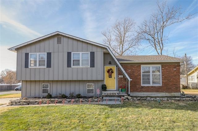 7040 Nieman Rd, Shawnee, KS 66203 - photo 1