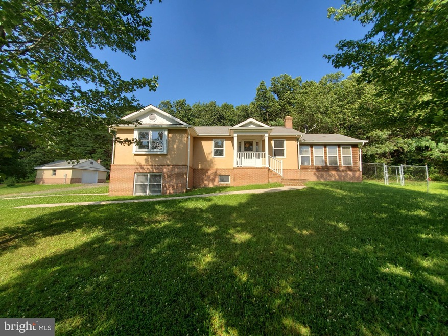 14421 Winchester Grade Rd, Berkeley Springs, WV 25411 - photo 1