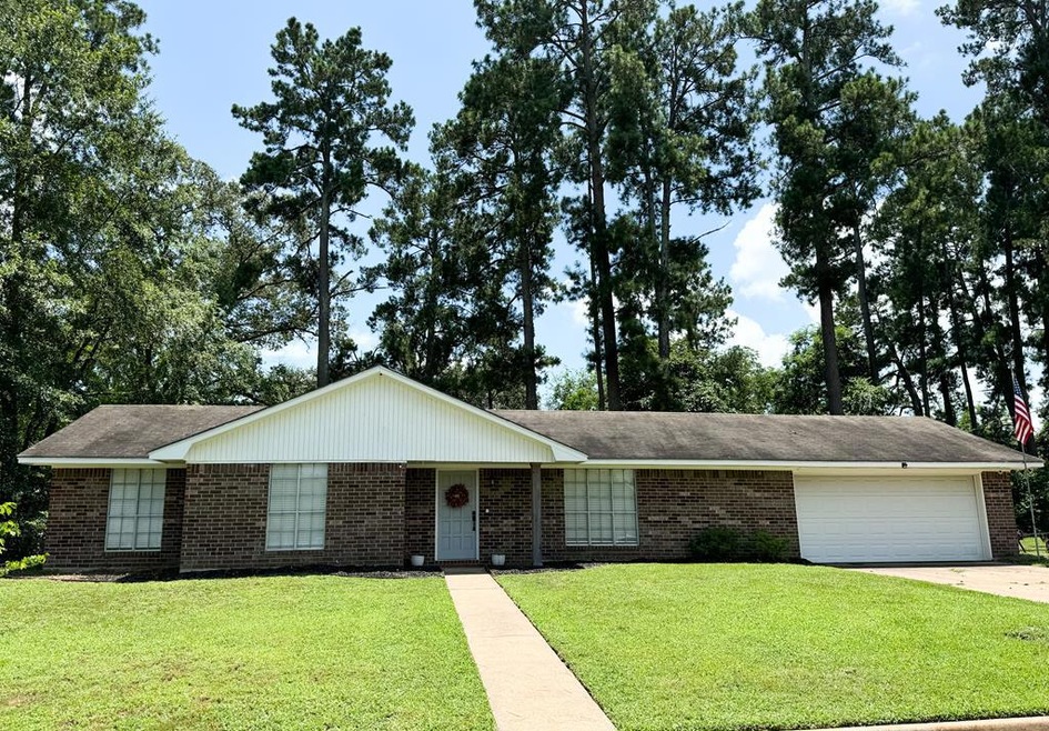 4510 Southern Oak St, Nacogdoches, TX 75964 - photo 1