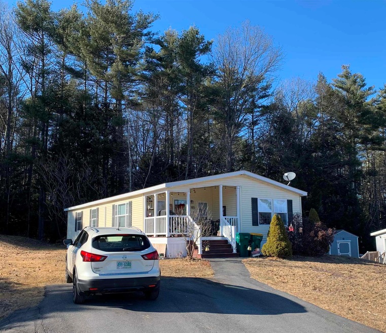 185 Jamey Dr, Rochester, NH 03868 - photo 1