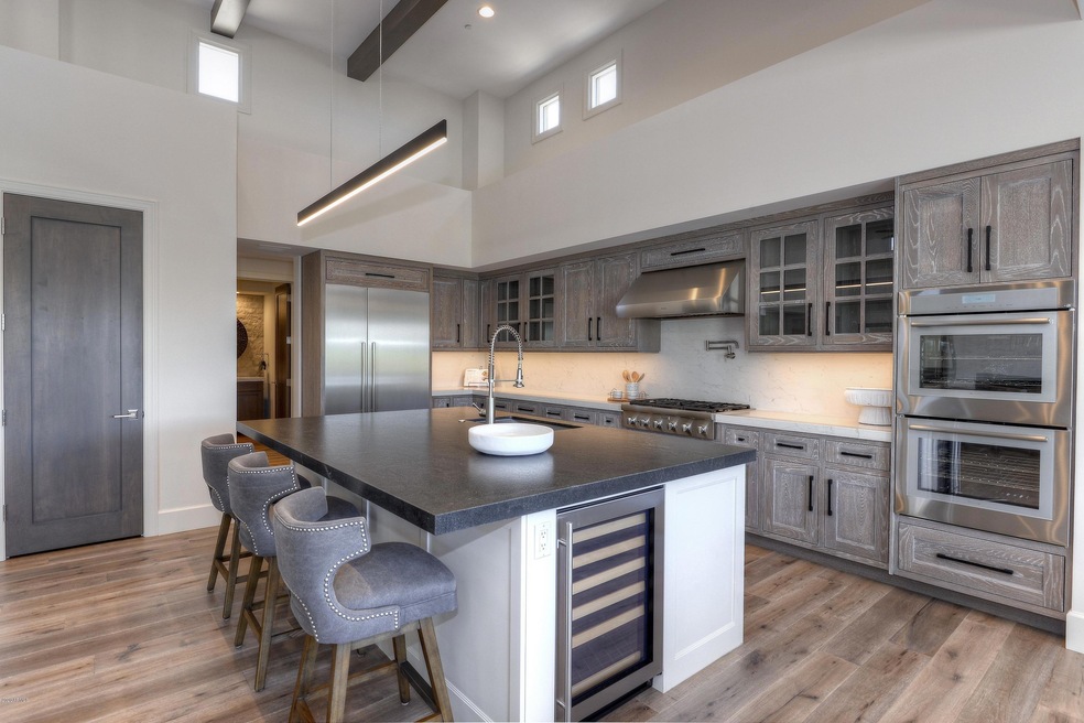 011_Kitchen