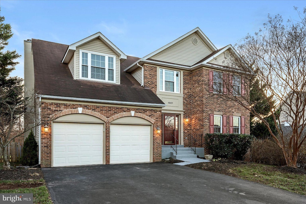 43619 Preddy Ct, Ashburn, VA 20147 - photo 1