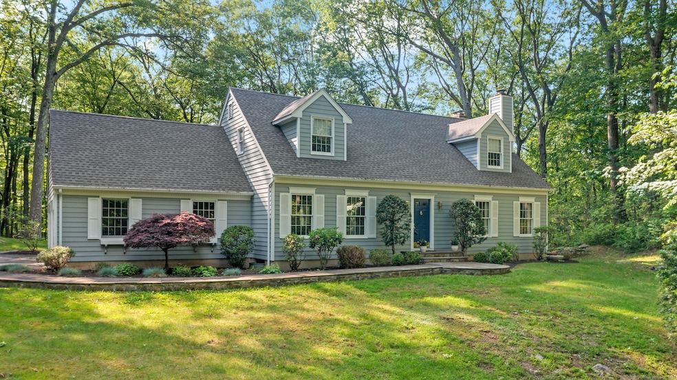 Welcome to 6 Middlebrook Pond Rd, Redding