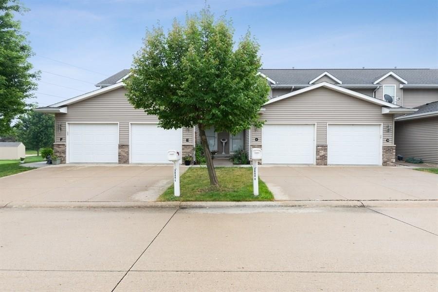 3840 37th Ave SW, Cedar Rapids, IA 52404 - photo 1