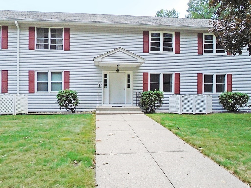 55 Morse St unit 16, Ludlow, MA 01056 - photo 1