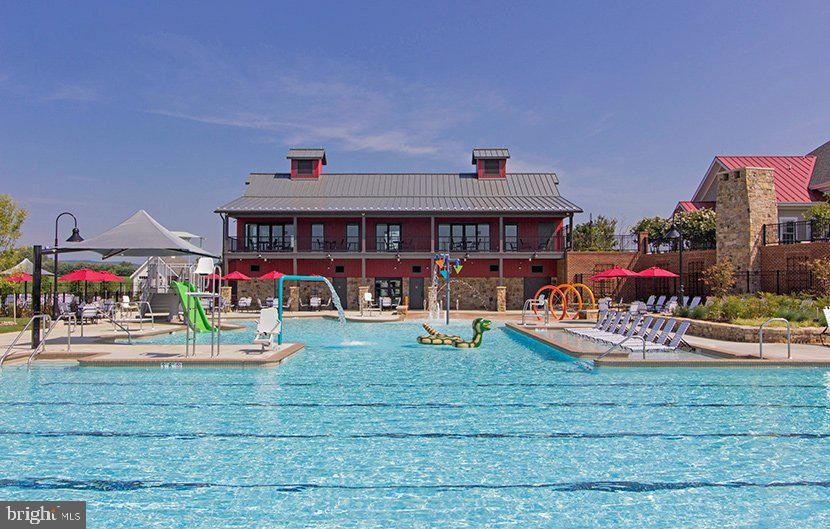 702 Potterfields Ct, Brunswick, MD 21716 - photo 1