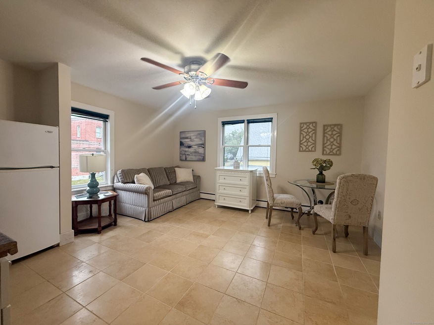 51 Franklin St unit 3, New London, CT 06320 - photo 1