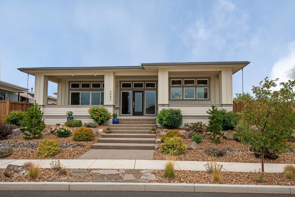 3582 SW 44th St, Redmond, OR 97756 - photo 1