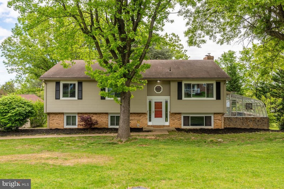 42 Ridgewood Dr, Verona, VA 24482 - photo 1