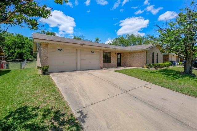 929 Holly St, Copperas Cove, TX 76522 - photo 1