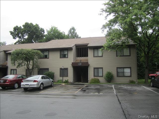 13 Knightsbridge unit 13E, Poughkeepsie, NY 12603 - photo 1