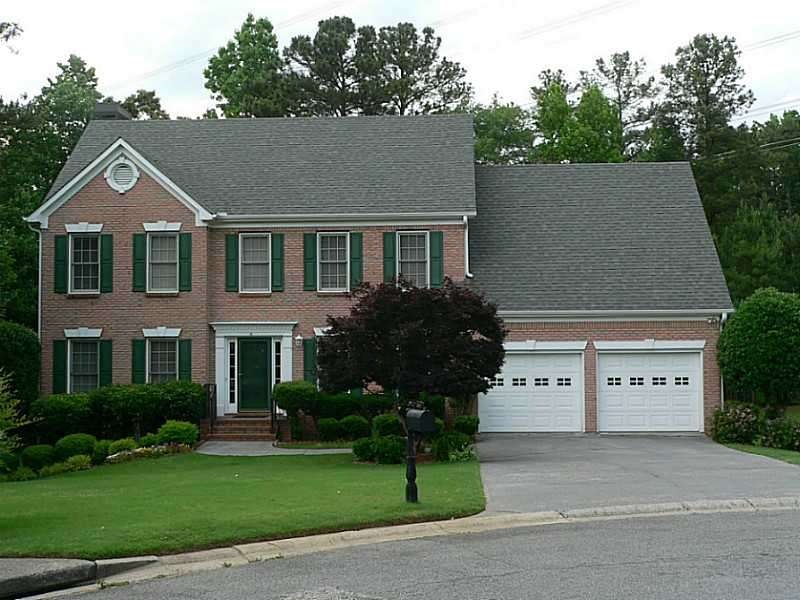 Exterior Front. Traditional 4 bedroom 3 full baths