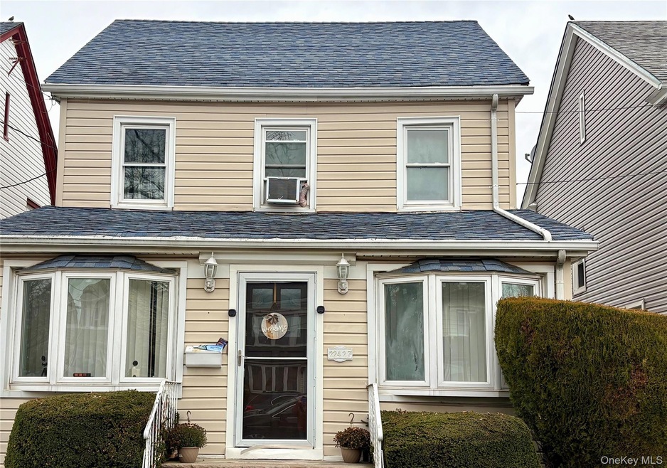 224-27 Fairbury Ave, Jamaica, NY 11428 - photo 1