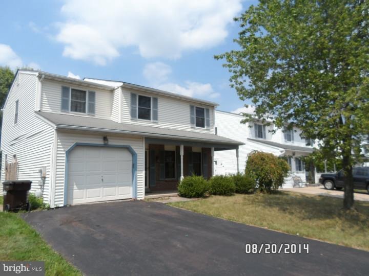 122 Gentry Dr, Perkasie, PA 18944 - photo 1