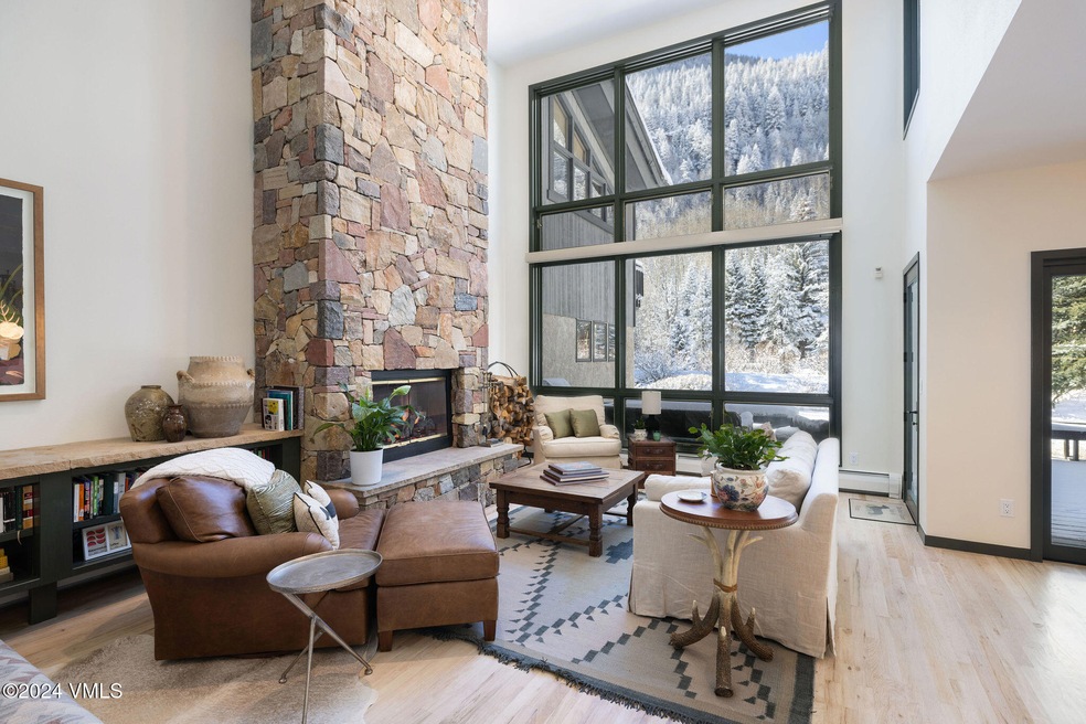 3984_bighorn_rd_a_interior_living_a