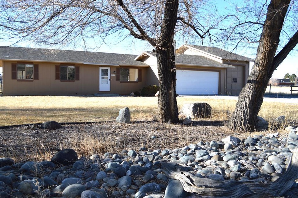 3104 Kent Ave, Cody, WY 82414 - photo 1