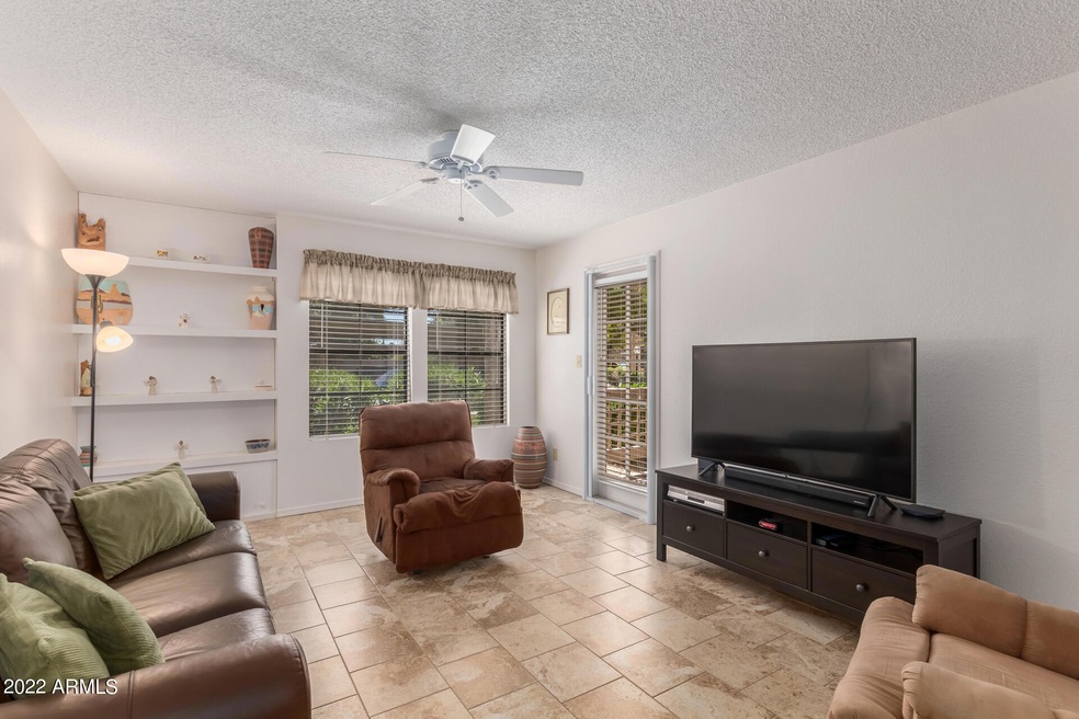 2855 S Extension Rd unit 139, Mesa, AZ 85210 - photo 1