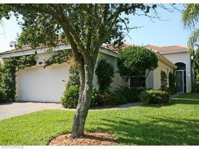 8540 Pepper Tree Way
