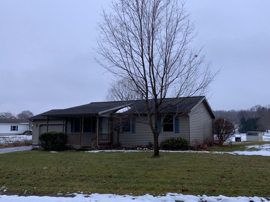 4157 N Erin Dr, La Porte, IN 46350 - photo 1