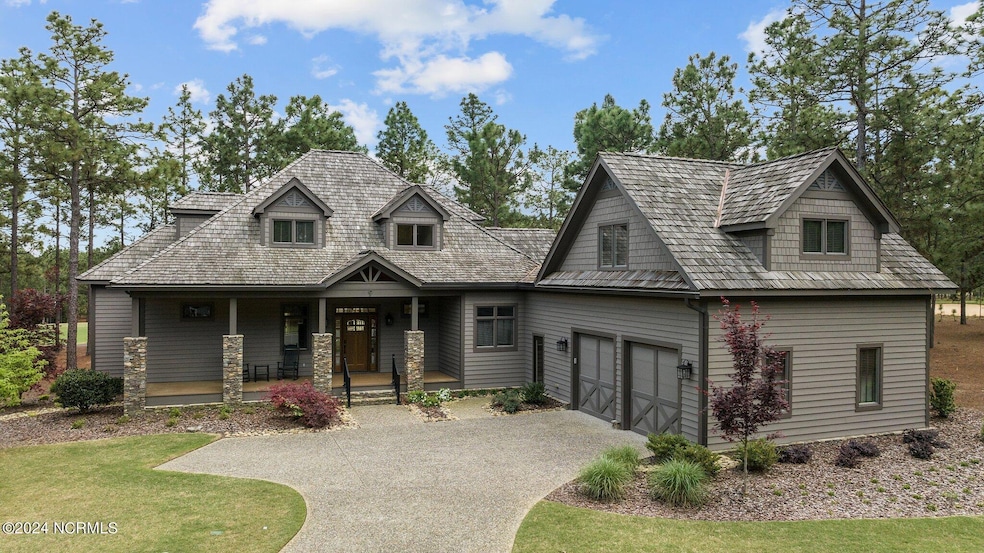 Welcome to 9 Wickersham Ct. W