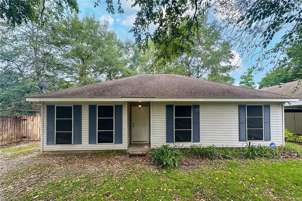 70405 F St, Covington, LA 70433 - photo 1