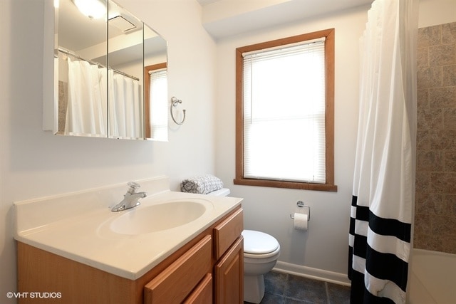 1139 E Thacker St, Des Plaines, IL 60016 - photo 1