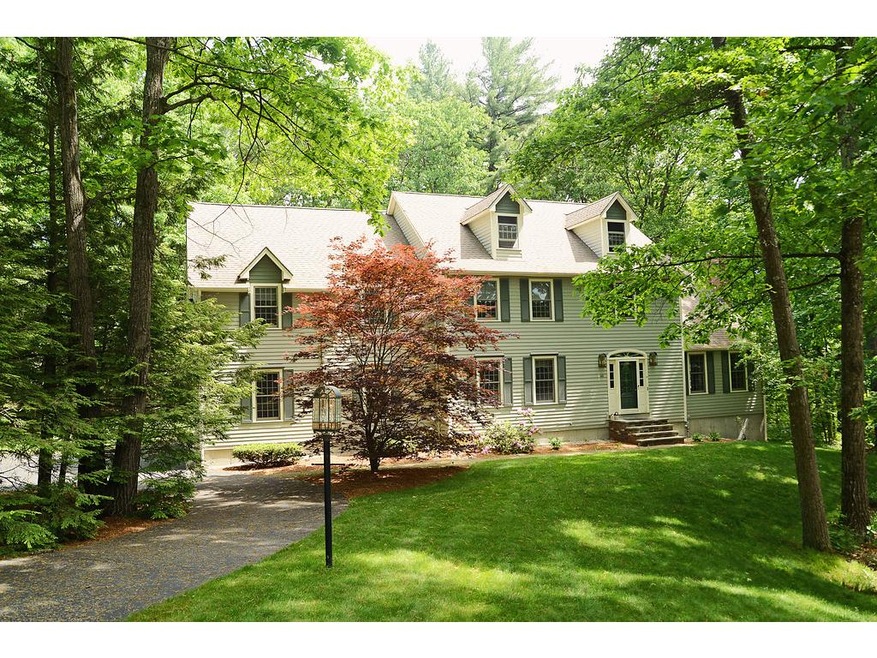 46 Cathedral Cir, Nashua, NH 03063 - photo 1