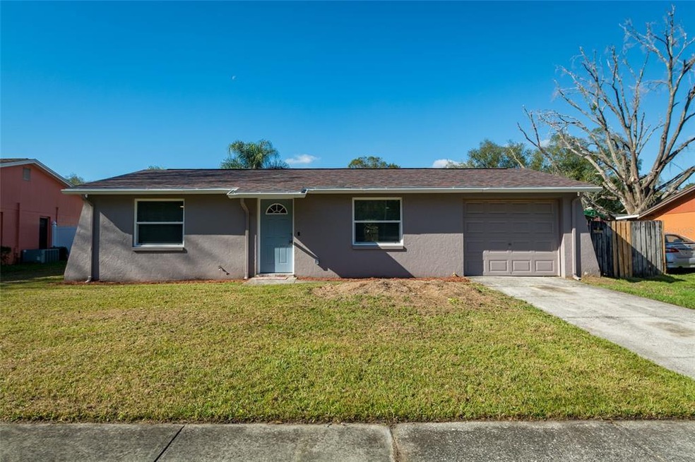 3609 Sugarcreek Dr, Tampa, FL 33619 - photo 1