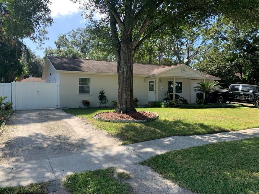 7906 W Elm St, Tampa, FL 33615 - photo 1