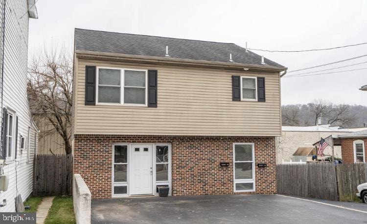 619 E Hector St unit 2, Conshohocken, PA 19428 - photo 1