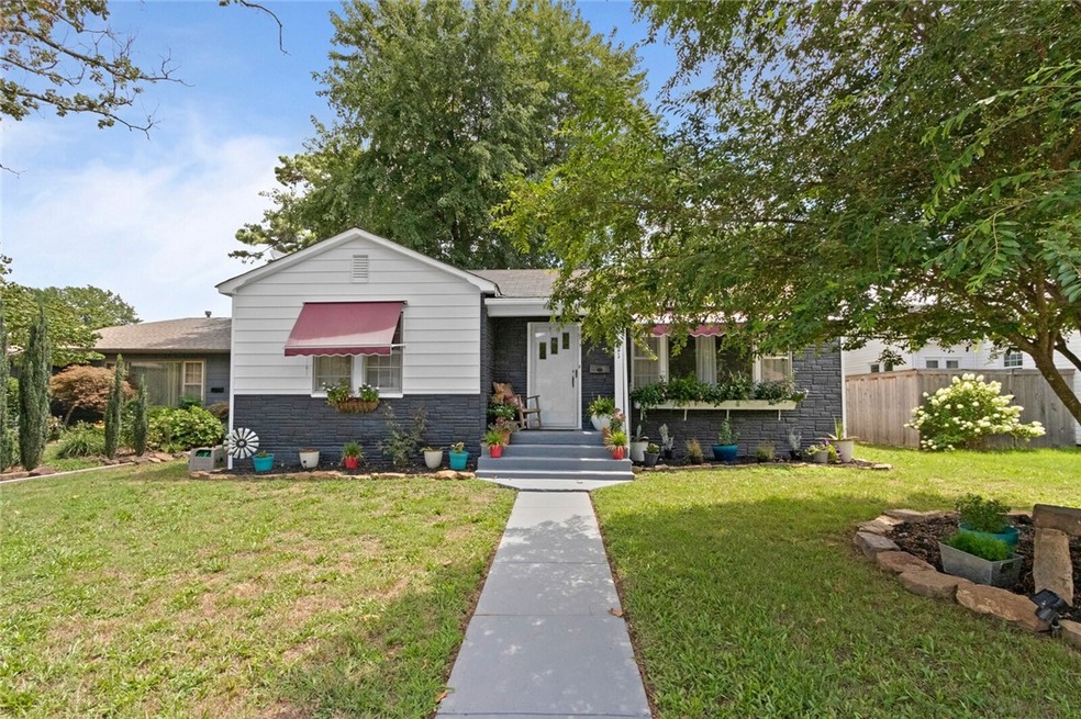 721 S 4th St, Rogers, AR 72756 - photo 1