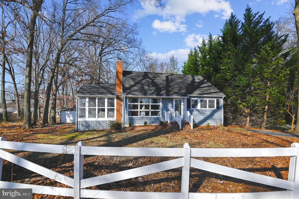 800 Glass Ave, Essex, MD 21221 - photo 1