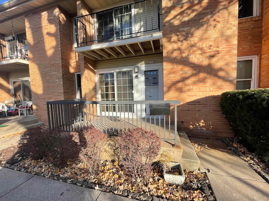 For Sale $108,000 • Co-Listing Agent