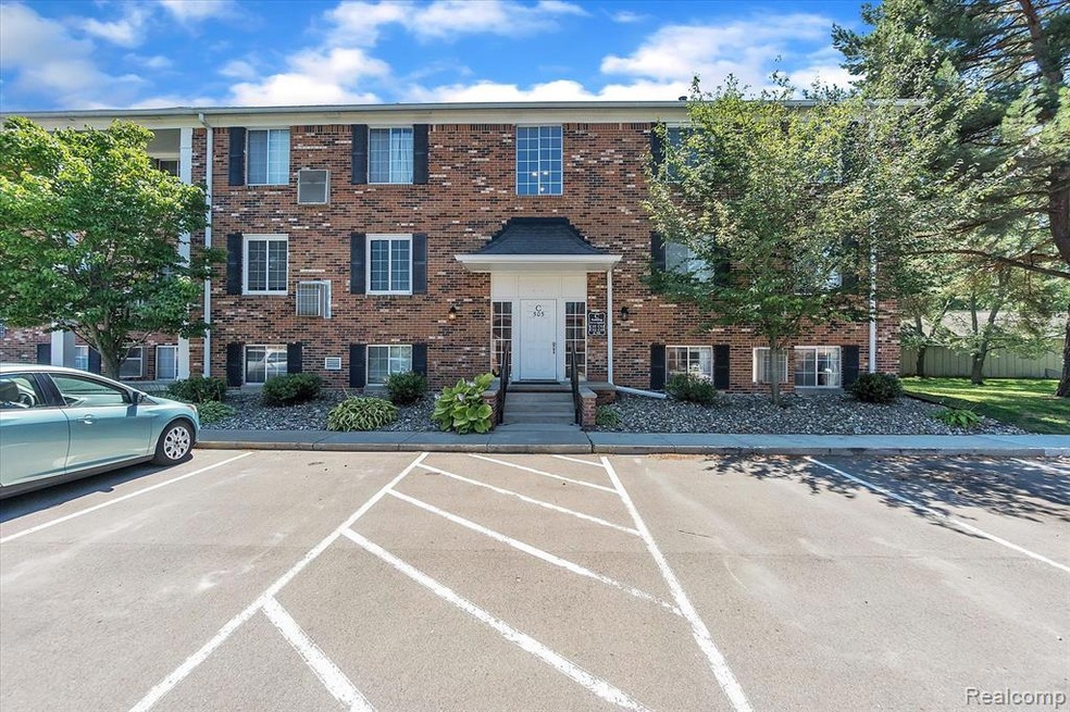 Sold $125,000 • Co-Listing Agent