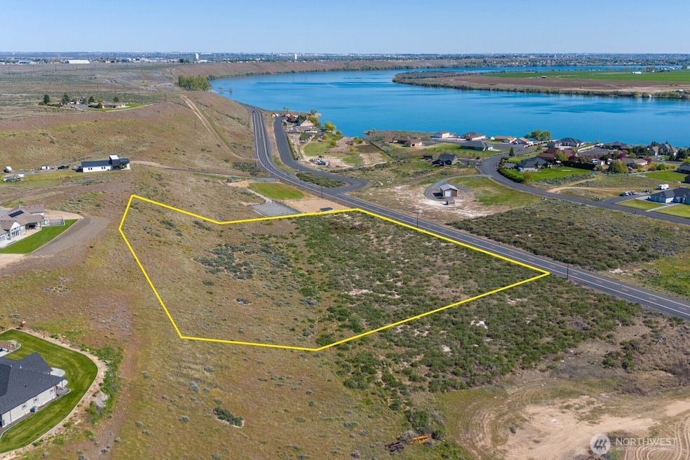 For Sale $210,000 • Co-Listing Agent