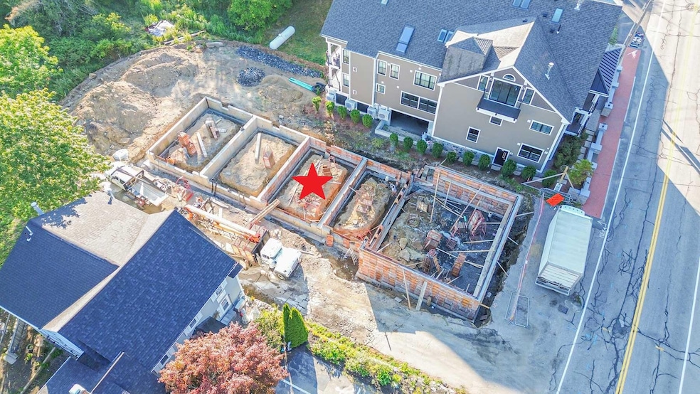 294 York St unit 3, York, ME 03909 - photo 1