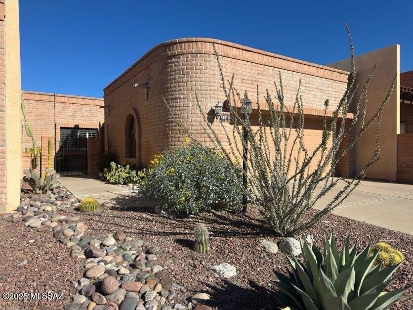 6861 E Via Vigna, Tucson, AZ 85750 - photo 1