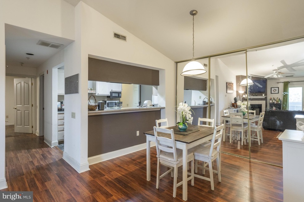 2507 Waters Edge Dr unit 2507, Newark, DE 19702 - photo 1