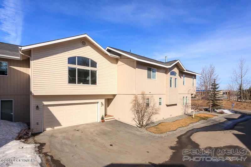 Exterior - Front-20170422-7190