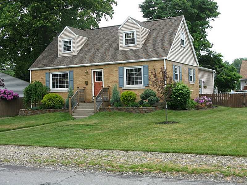 515 Powell Ave, Erie, PA 16505 - photo 1