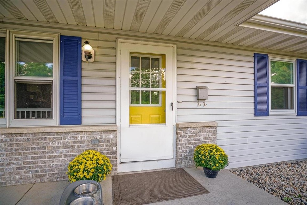 6583 Grandview Rd, Verona, WI 53593 - photo 1