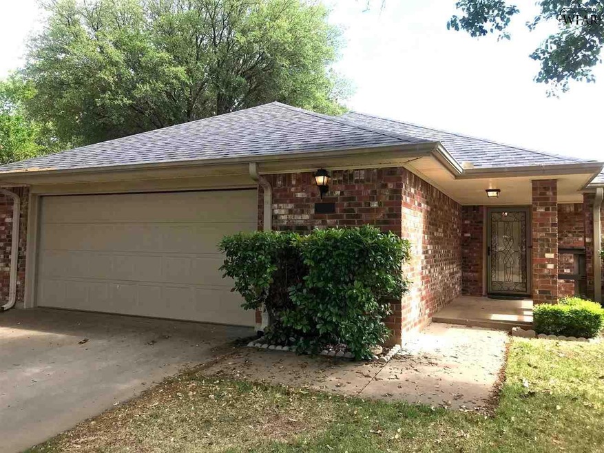 1505 Malcolm Ln, Wichita Falls, TX 76302 - photo 1