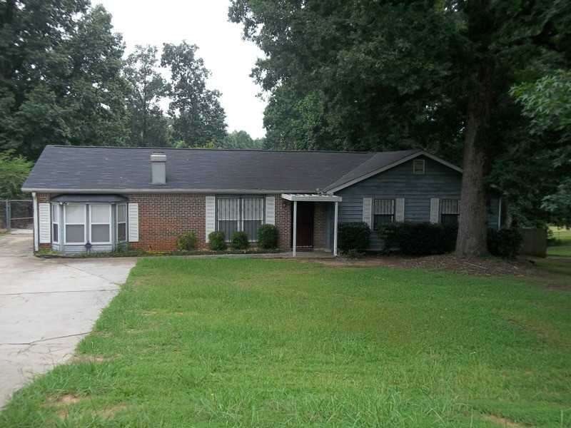 4419 Flakes Mill Rd, Ellenwood, GA 30294